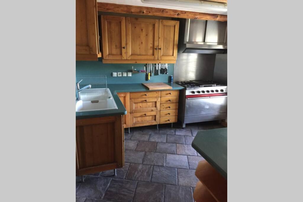Paisible chalet montagne avec option jacuzzi Séez Extérieur photo